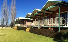 Tenterfield Golf Club And Fairways Lodge - Tenterfield - Accommodation in Surfers Paradise 2