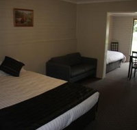 Snowy Mountains Motel - Accommodation in Surfers Paradise