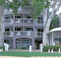Coral Horizons Beachfront Apartments - Accommodation in Surfers Paradise