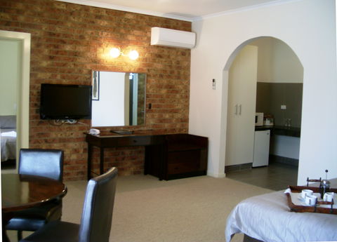 Federation Motor Inn - Accommodation in Surfers Paradise 4