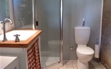 Kangadoo Cottage - Accommodation in Surfers Paradise 7