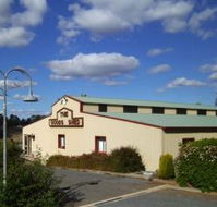 Neville Siding - Accommodation in Surfers Paradise