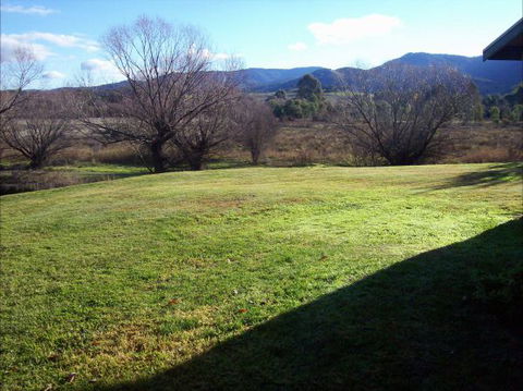 Colonial Inn Guest Rooms - Accommodation in Surfers Paradise 3