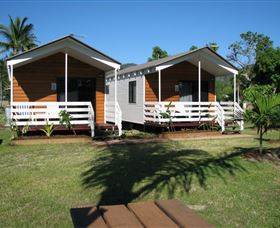 Cardwell Beachcomber Motel And Tourist Park - Accommodation in Surfers Paradise 1