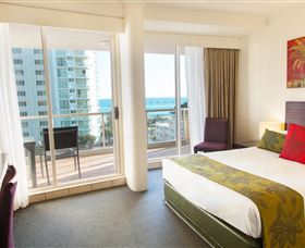 Mantra Twin Towns - Accommodation in Surfers Paradise 1