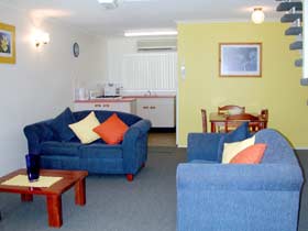 Bayshores Holiday Apartments - Accommodation in Surfers Paradise 2