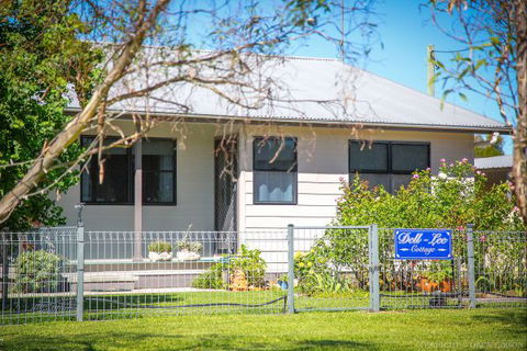 Dell-Lee Cottage - Accommodation in Surfers Paradise 0