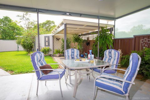 Dell-Lee Cottage - Accommodation in Surfers Paradise 6