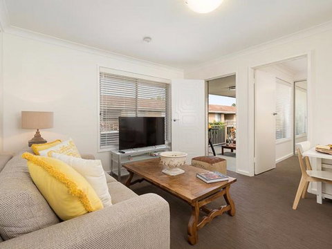 Relax On Regina - Accommodation in Surfers Paradise 18