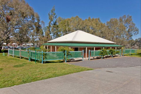 Relax On Regina - Accommodation in Surfers Paradise 28