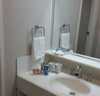 Beachcomber Hotel and Conference Centre - Accommodation in Surfers Paradise