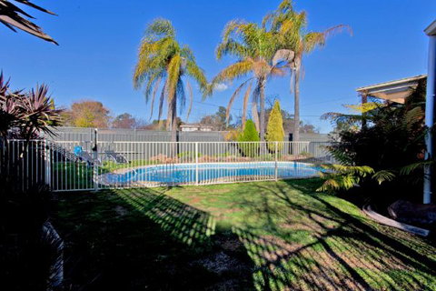 Relax On Regina - Accommodation in Surfers Paradise 74