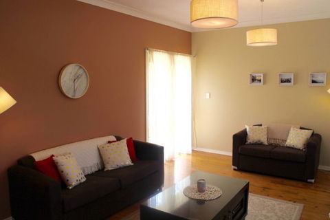 Scenic Cottage - Accommodation in Surfers Paradise 2