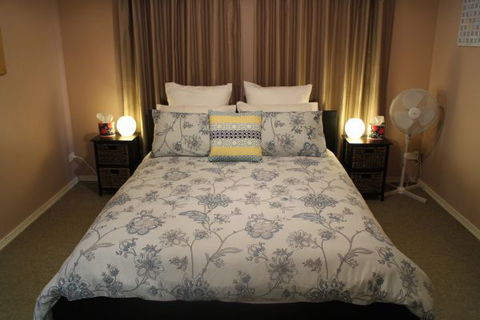Scenic Cottage - Accommodation in Surfers Paradise 4