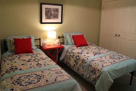 Scenic Cottage - Accommodation in Surfers Paradise 6