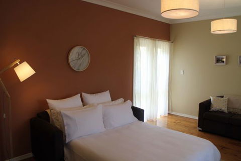 Scenic Cottage - Accommodation in Surfers Paradise 8