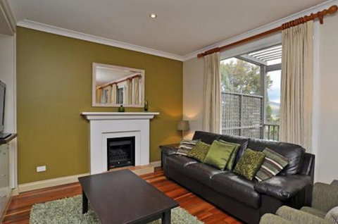 Elderslie House - Accommodation in Surfers Paradise 14