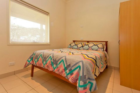 Relax On Regina - Accommodation in Surfers Paradise 51