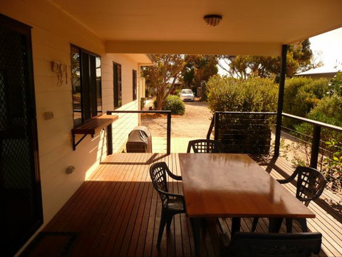 Manyana - Accommodation in Surfers Paradise 3