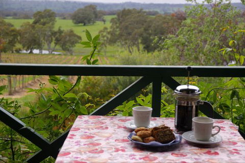 Naimanya Cottage - Accommodation in Surfers Paradise 2
