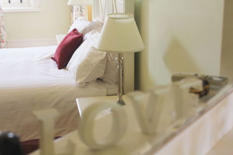 Cockburn House - Accommodation in Surfers Paradise 3