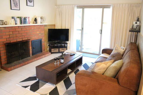 Mackey's Peak Villas - Accommodation in Surfers Paradise 1