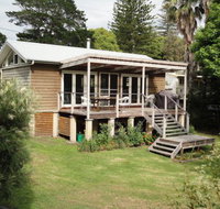 Flowers Cottage - Accommodation in Surfers Paradise