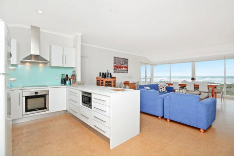 Willows - Accommodation in Surfers Paradise 1