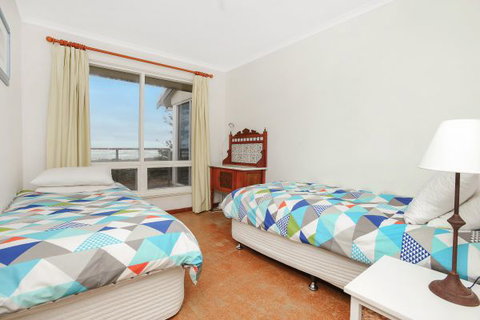 Willows - Accommodation in Surfers Paradise 8