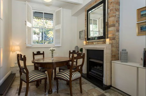 The Essence Of Paddington Living - Accommodation in Surfers Paradise 1