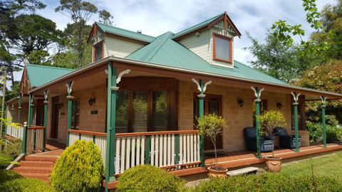 Cascades Manor - Accommodation in Surfers Paradise 0