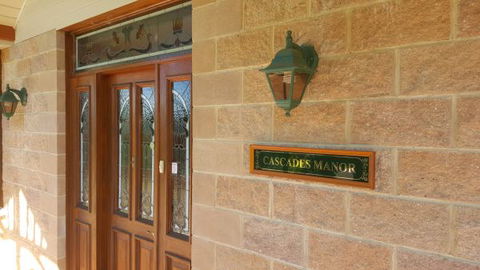 Cascades Manor - Accommodation in Surfers Paradise 2