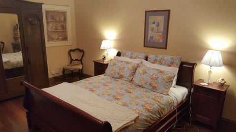 Cascades Manor - Accommodation in Surfers Paradise 8