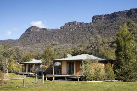 Grampians Chalets - Accommodation in Surfers Paradise 0