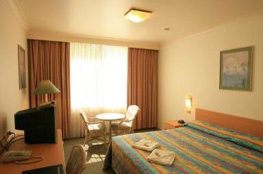 Penrith Valley Inn - Accommodation in Surfers Paradise 1