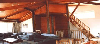 The Pole House - Accommodation in Surfers Paradise