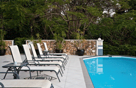 Waterfront Whitsunday Retreat - Accommodation in Surfers Paradise 1