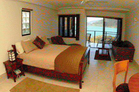 Waterfront Whitsunday Retreat - Accommodation in Surfers Paradise 5