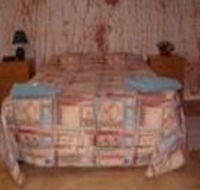 Radeka Downunder Underground Motel And Backpackers Inn - Accommodation in Surfers Paradise