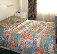Claremont Hotel Motel - Accommodation in Surfers Paradise
