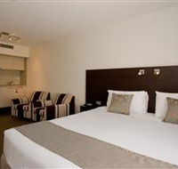 St Ives Motel Apartments - Accommodation in Surfers Paradise