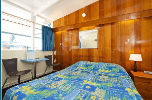 Riverfront Motel  Villas - Accommodation in Surfers Paradise