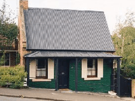 Barrack Street Colonial Cottage - Accommodation in Surfers Paradise