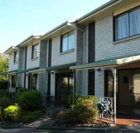 Davey Place Holiday Townhouses - Accommodation in Surfers Paradise