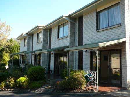 Davey Place Holiday Townhouses - Accommodation in Surfers Paradise 0