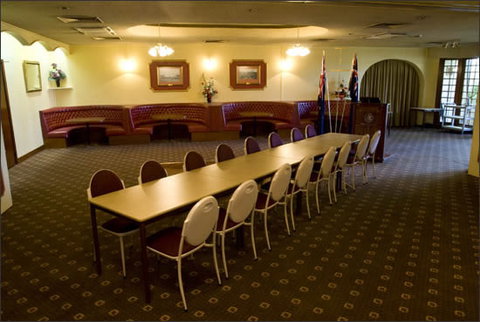 Tower Hotel - Accommodation in Surfers Paradise 3