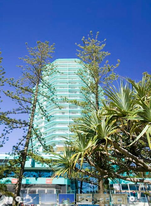 Ocean Plaza Resort - Coolangatta - Accommodation in Surfers Paradise 0