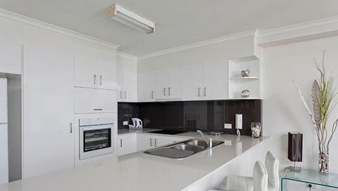 Ocean Plaza Resort - Coolangatta - Accommodation in Surfers Paradise 4