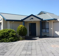 Robe Dolphin Court Apartments - Accommodation in Surfers Paradise
