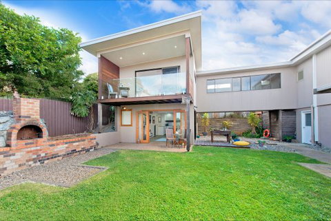 Akama Vista - Couple's Retreat - Accommodation in Surfers Paradise 0
